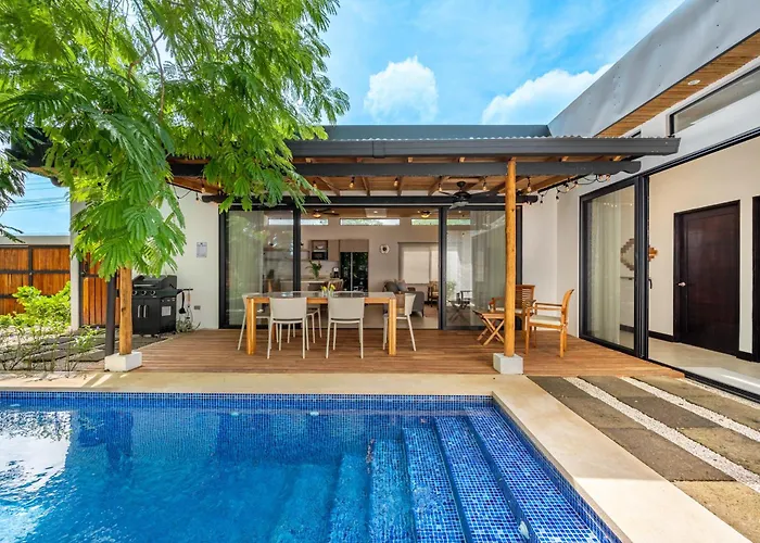 Modern | Private Pool & Garden